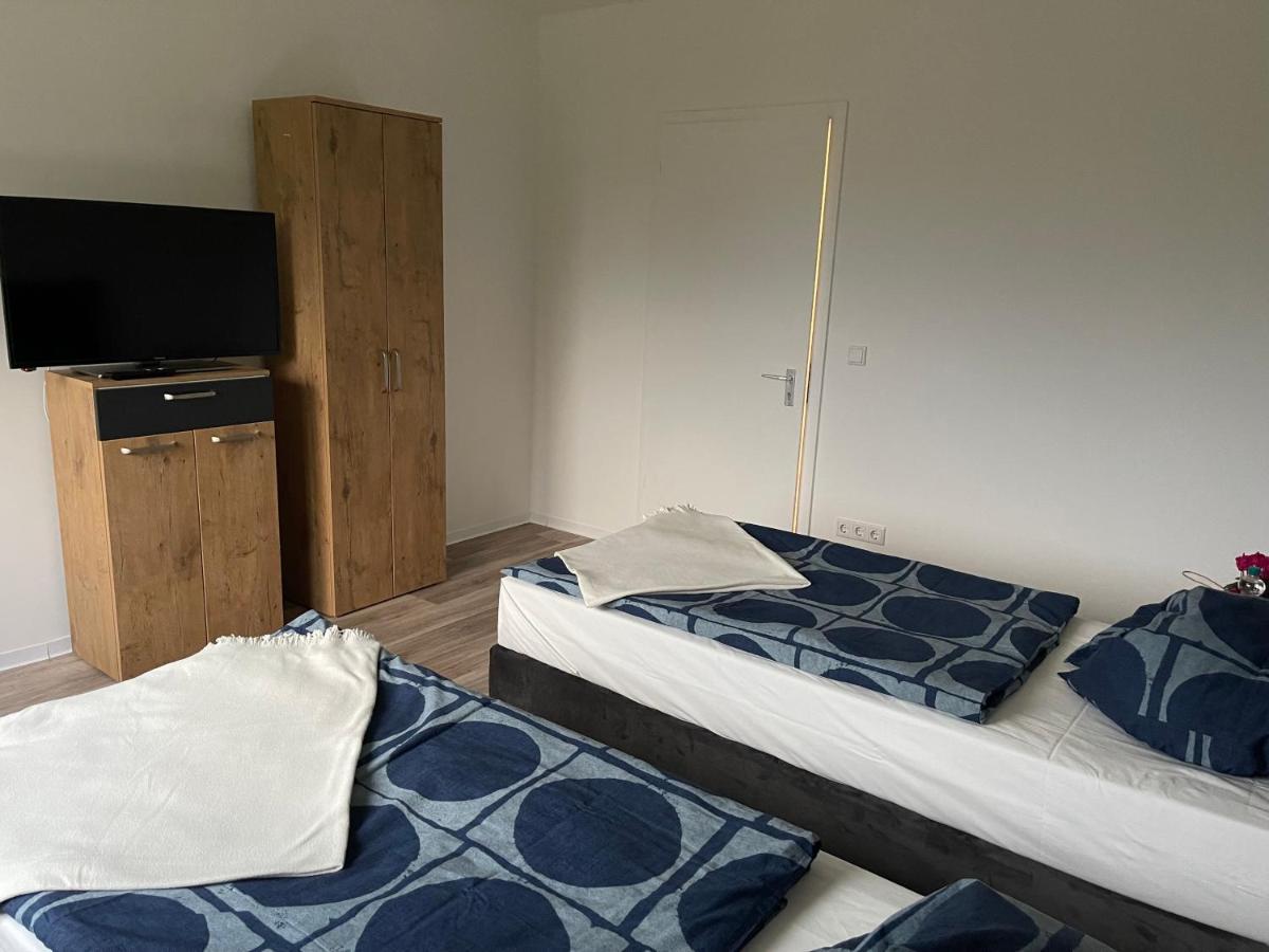 Monteurzimmer พอร์ตา เวสต์ฟาลิคา ภายนอก รูปภาพ